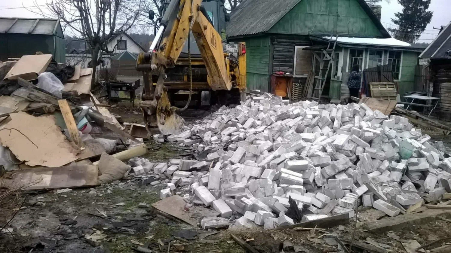 Вывоз мусора после сноса здания в Одинцове от ПроМусор – цена от 5178 руб., утилизация и уборка стройотходов