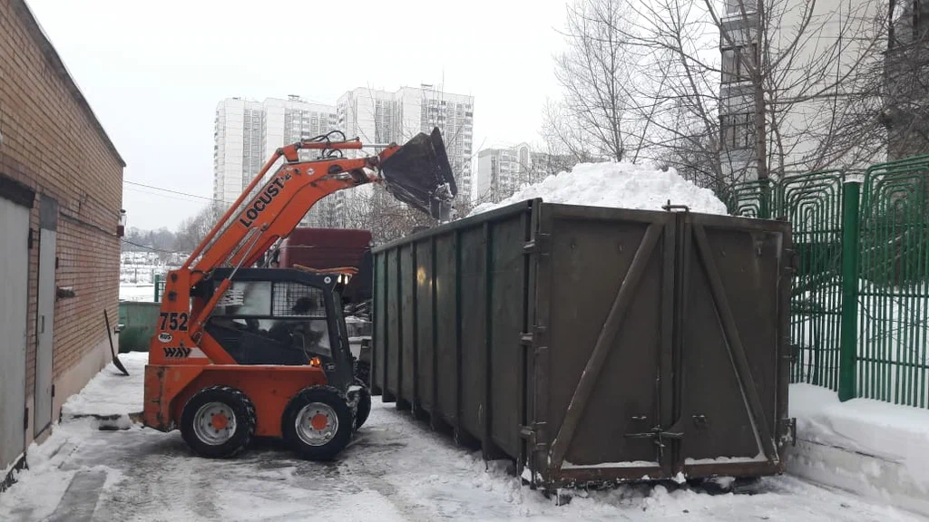 Вывоз снега контейнерами в Одинцове — цена от 3314 руб., заказать контейнер для снега в ПроМусор